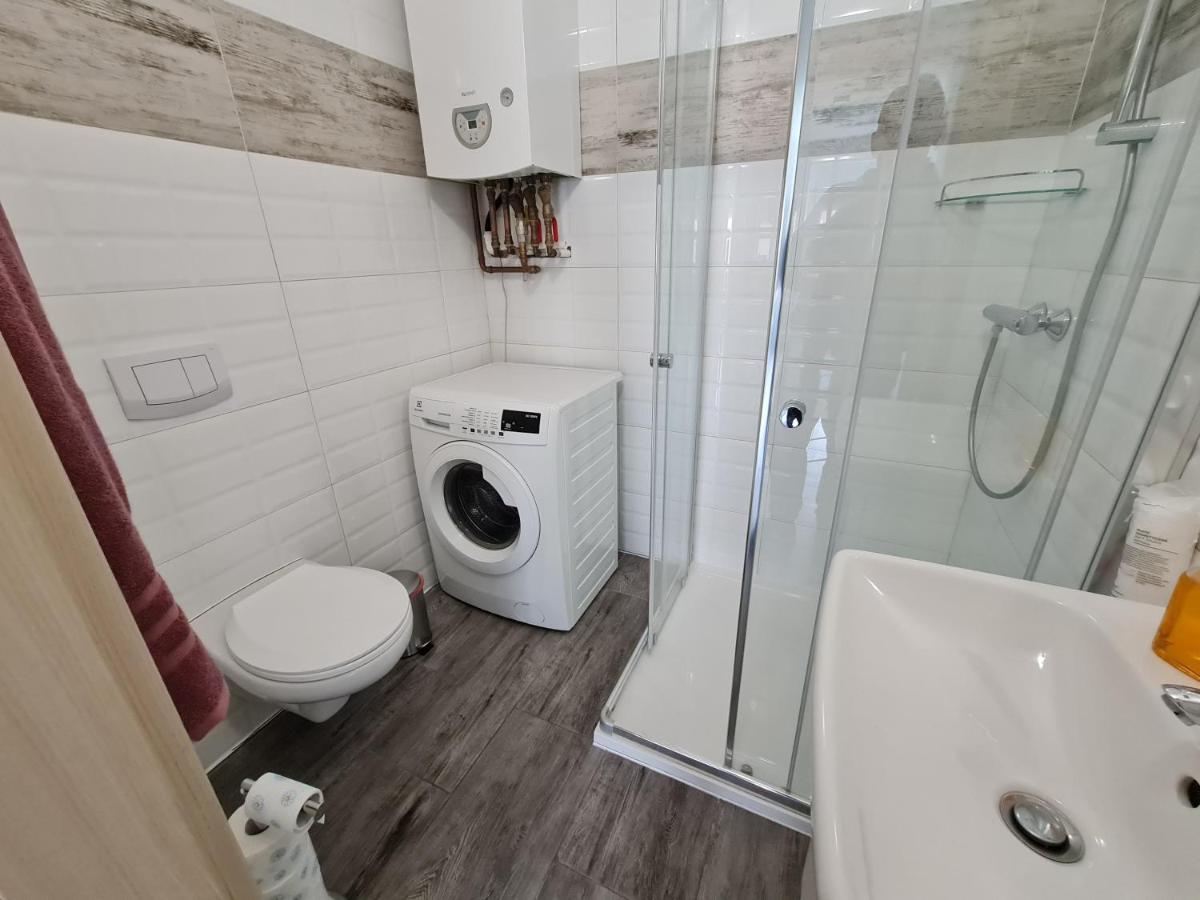 Apartament Ada Apartment Glogowek Exterior photo