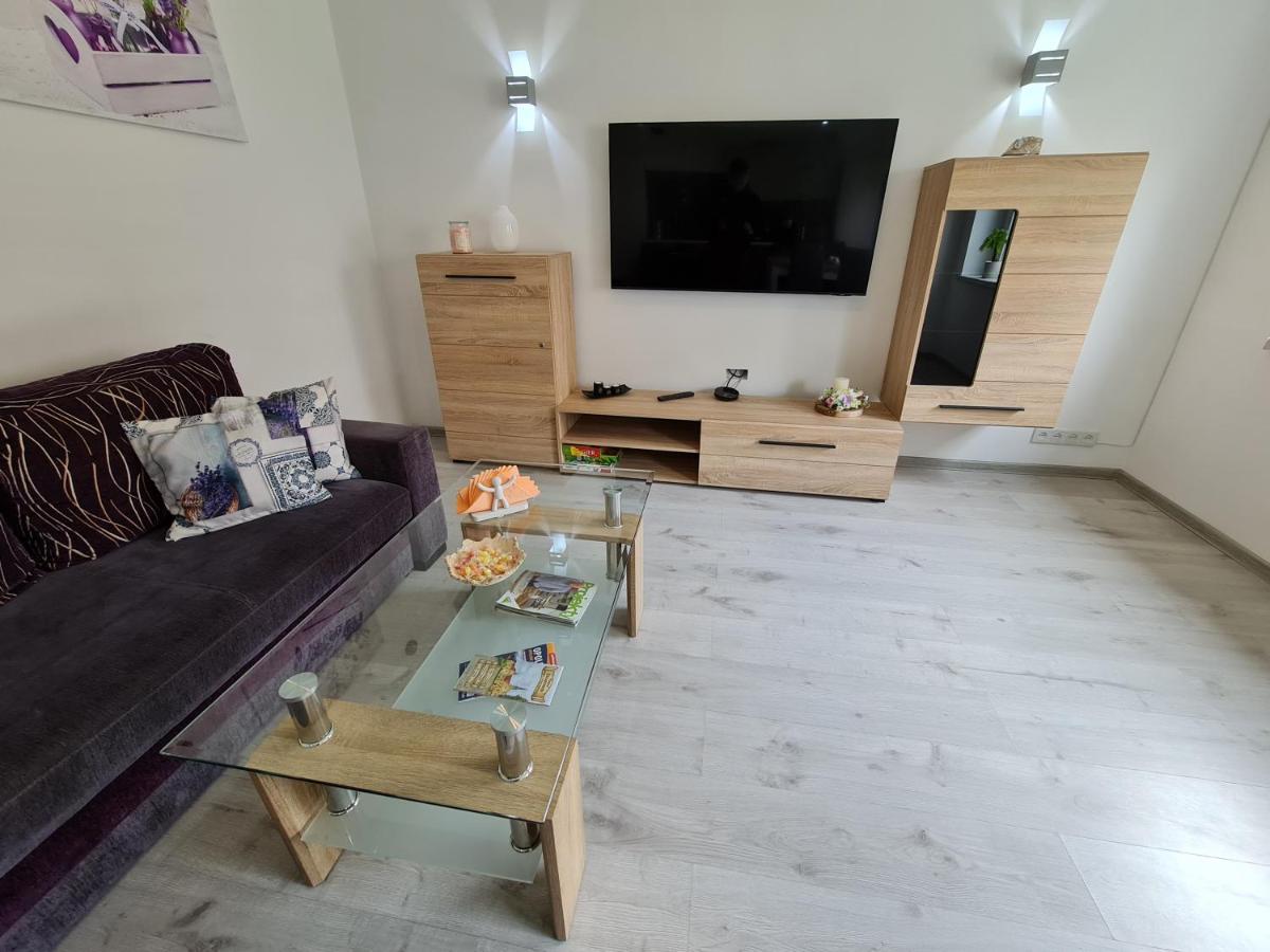 Apartament Ada Apartment Glogowek Exterior photo
