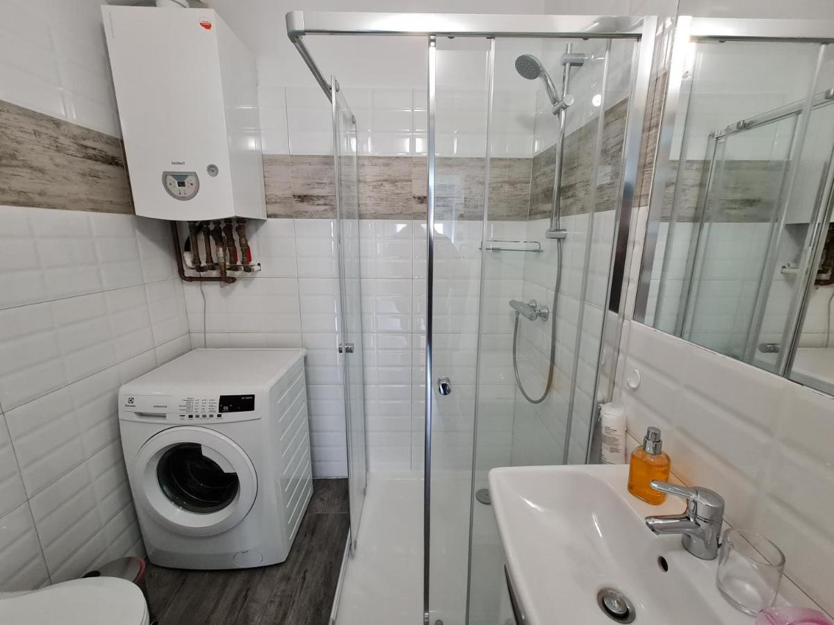 Apartament Ada Apartment Glogowek Exterior photo