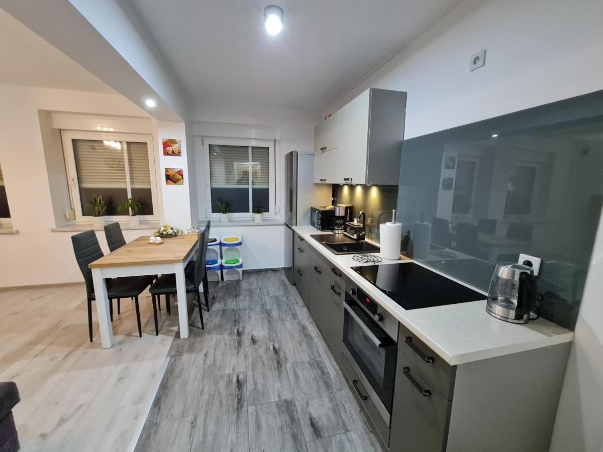 Apartament Ada Apartment Glogowek Exterior photo